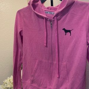 Pink on PINK, got to love it💕